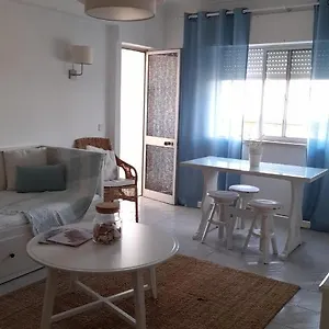 fuzeta-beach-holiday-apartment.hotelaalgarve.com/